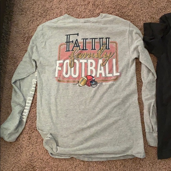 Two shirts - Picture 5 of 6